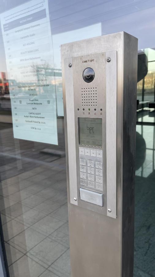 Prymasa Tysiaclecia 83A By Aparthouse Apartment Varşovia Exterior foto